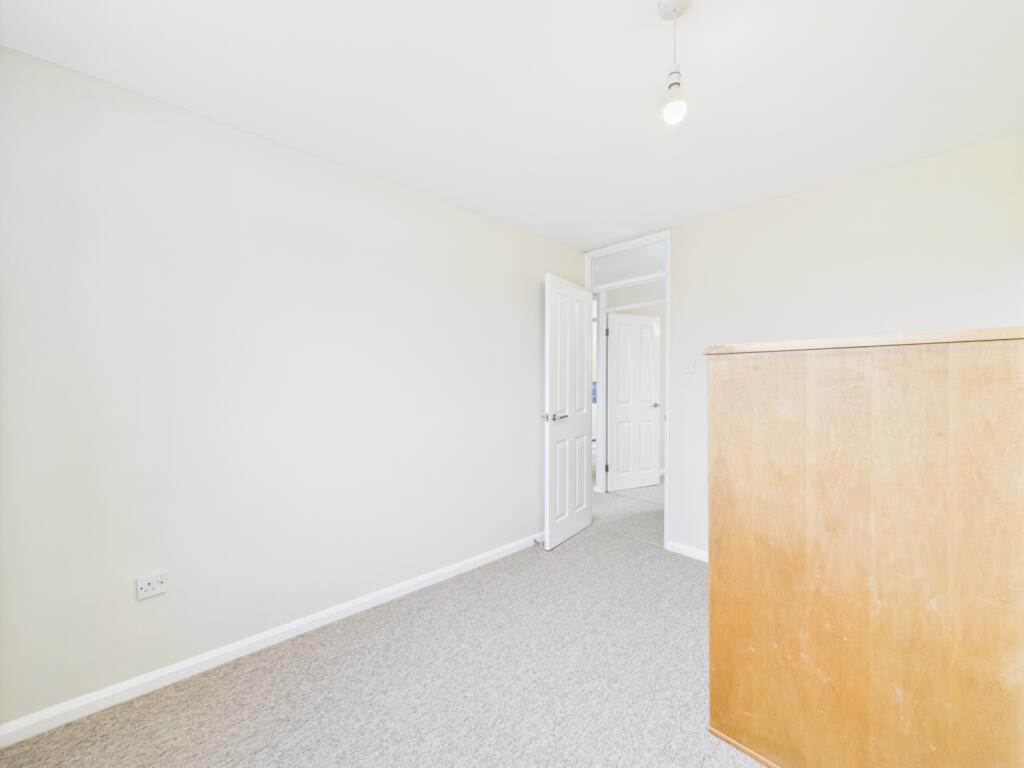 CAM01740G0-PR0425-STILL002