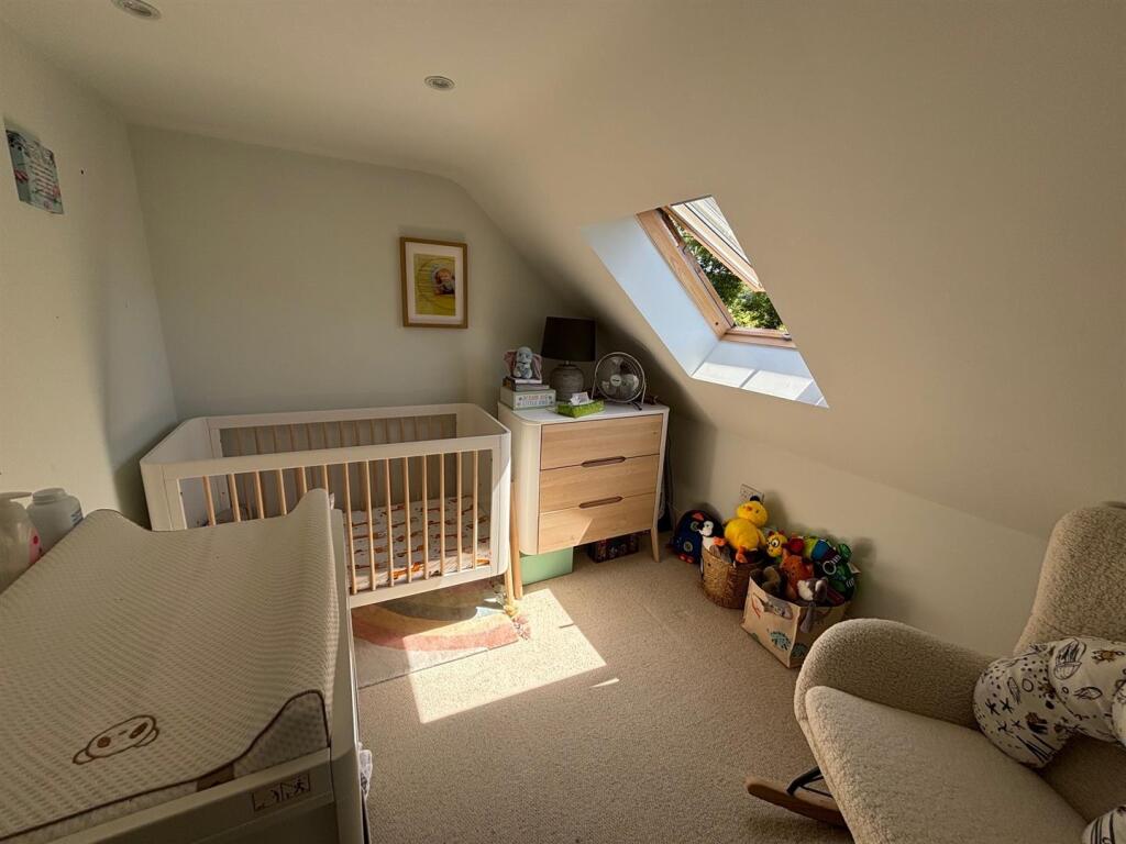 bed 3.jpg
