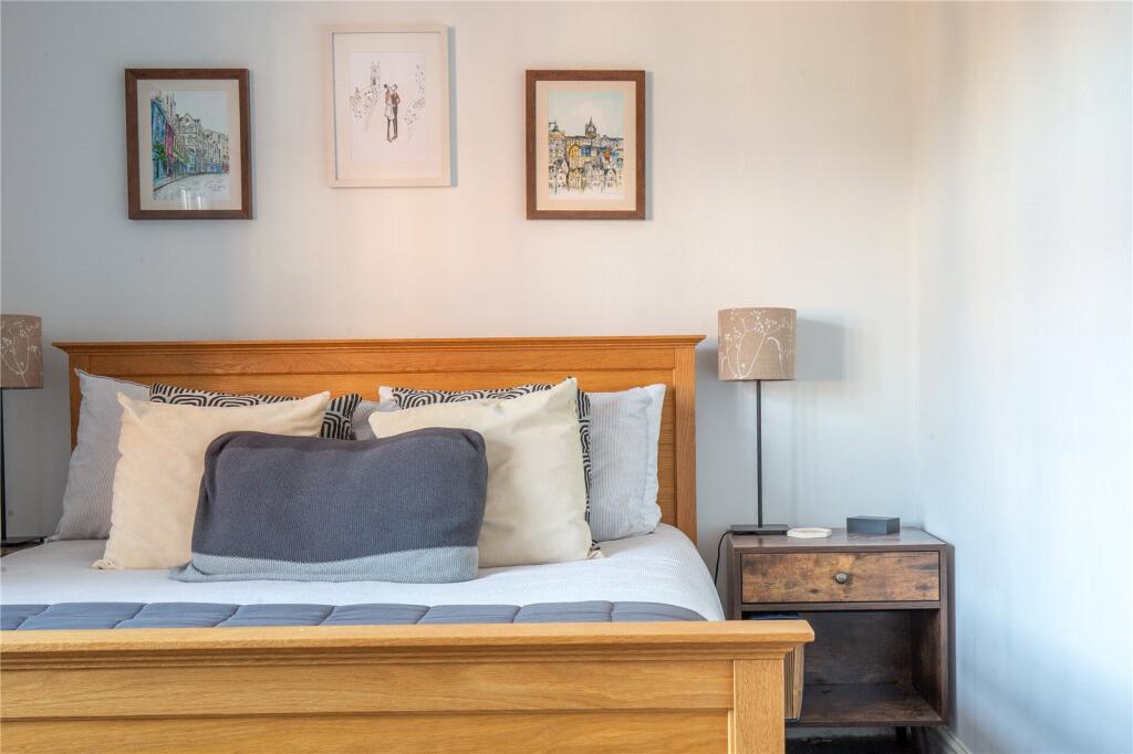 Picture No. 32