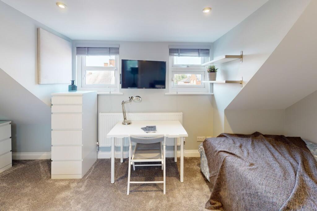 Student Digs - Avenu