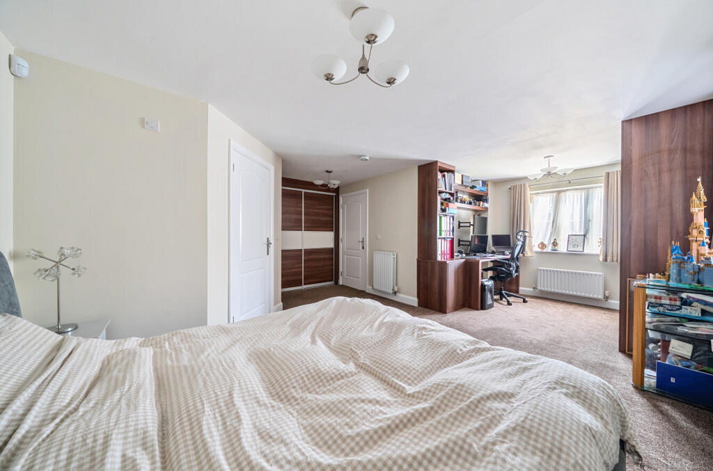 1272690-13-6836f7...