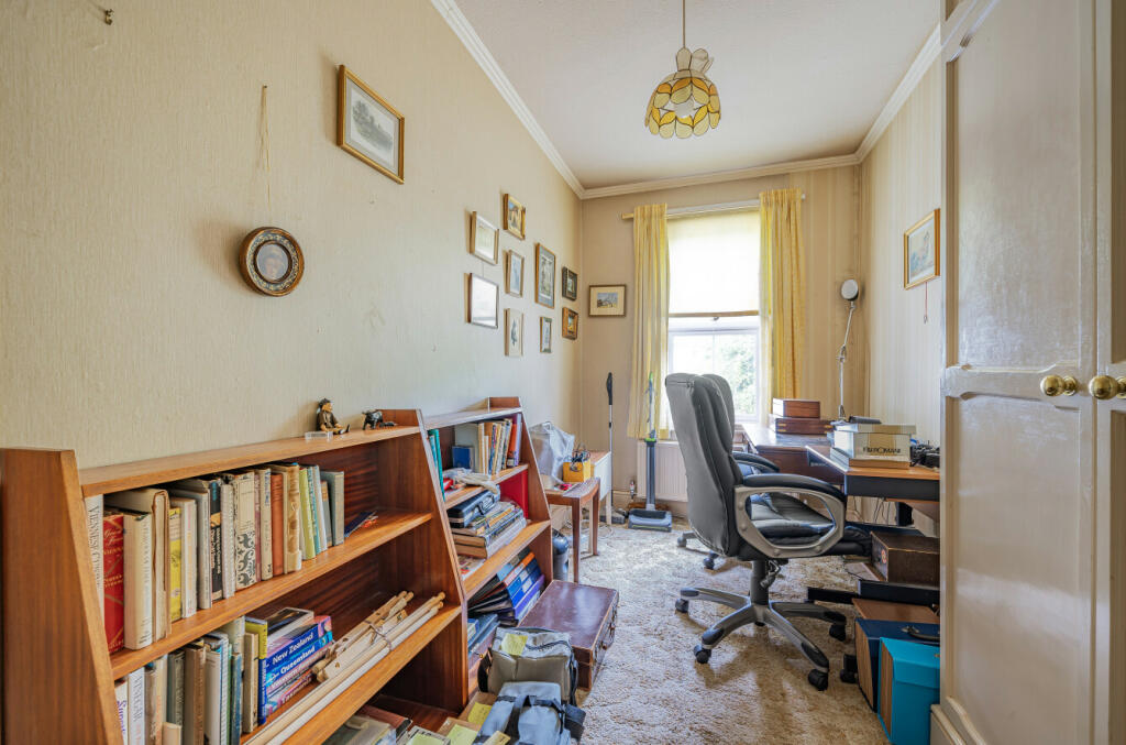 Bedroom/Study