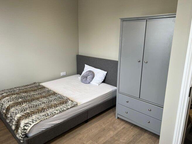 bowes-rd-n11-1ah-991930