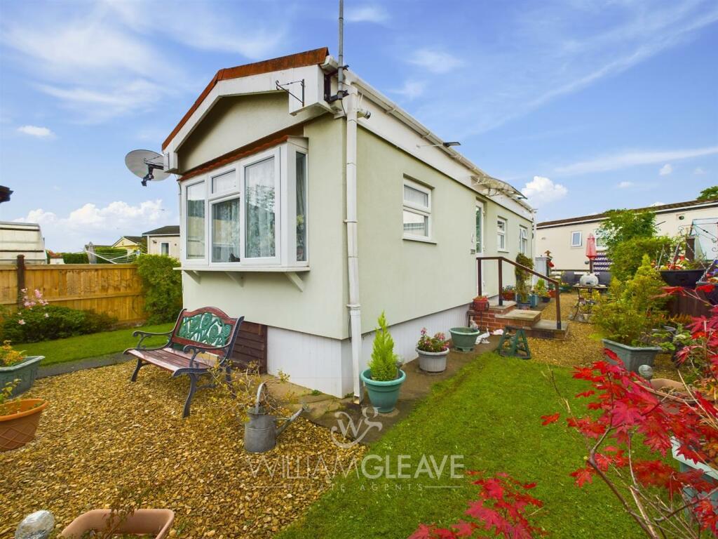 CAM01392G0-PR0094-ST