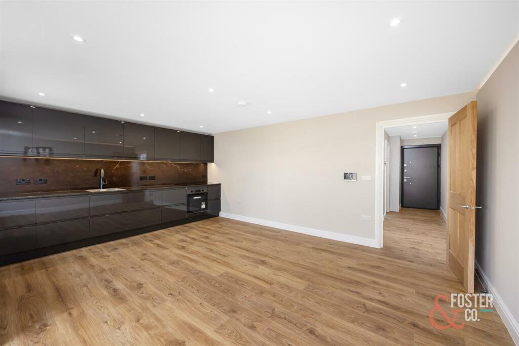 Tandridge Road, 4_027.jpg