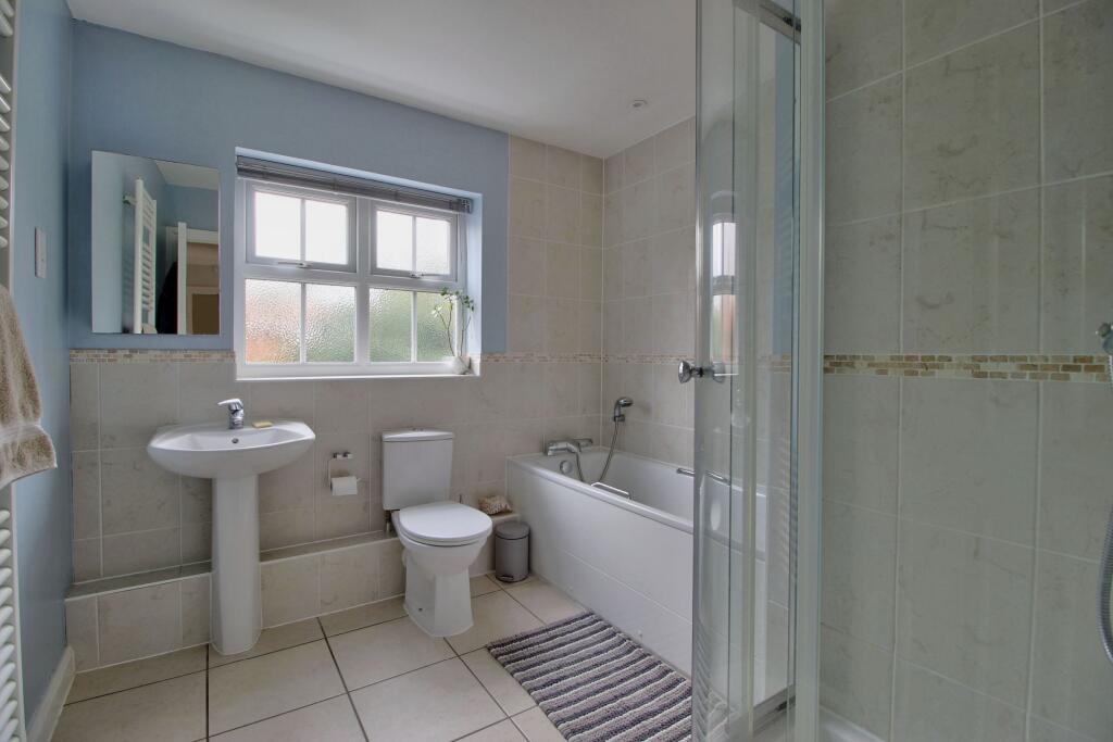 Four piece family bathroom