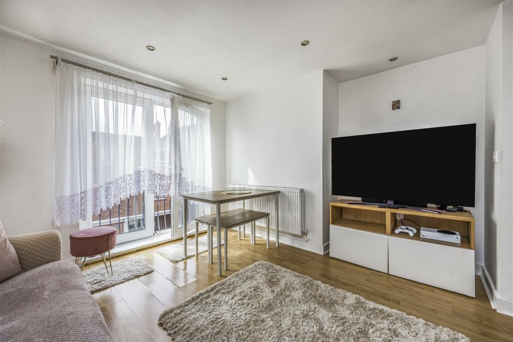 Flat 9, 43-45 Elm Grove, Southsea-PorticoMarketing