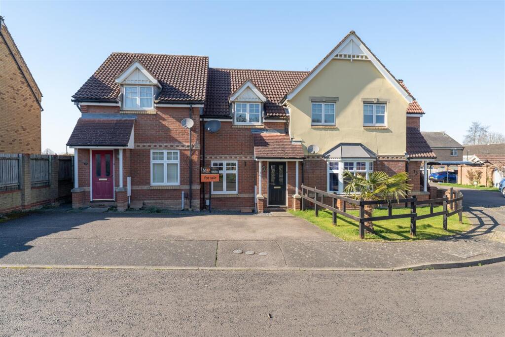 12 Heasman Cl, Newmarket-02535.jpg