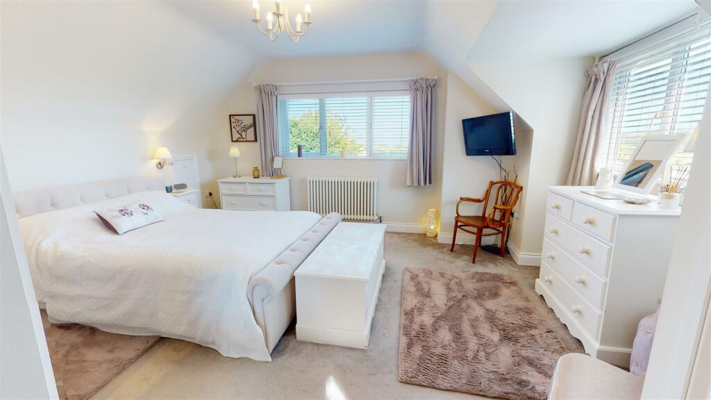 Hazel-Hill-StFlorence-Milton-Tenby-05282023_171651