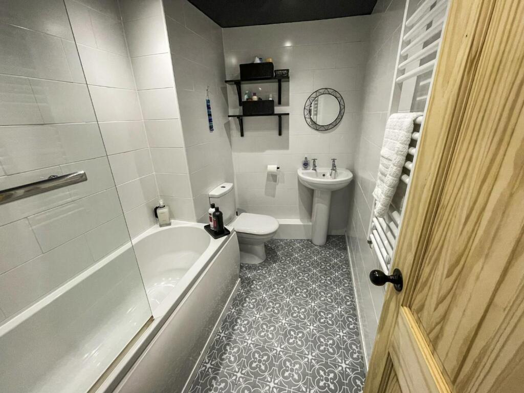 tlc_7e4b5b6c-4402-43ba-bec8-63eb032b039c_e33ac89.j