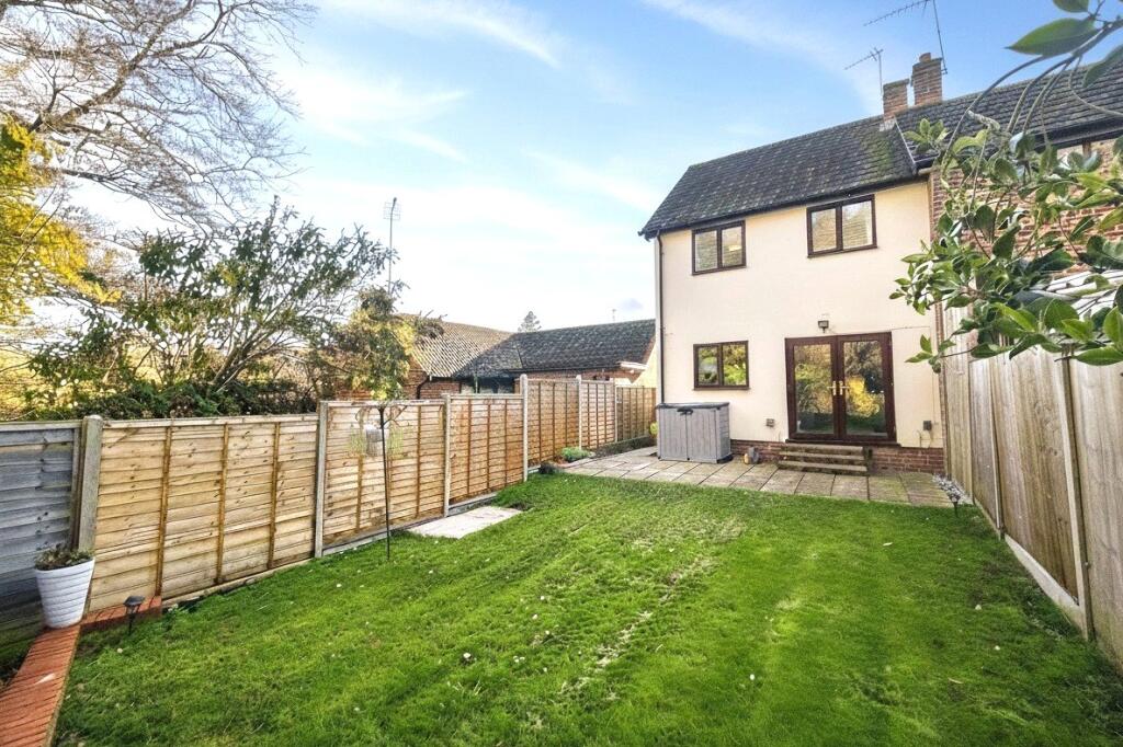 Nursery Close, Hook, Hampshire, RG27