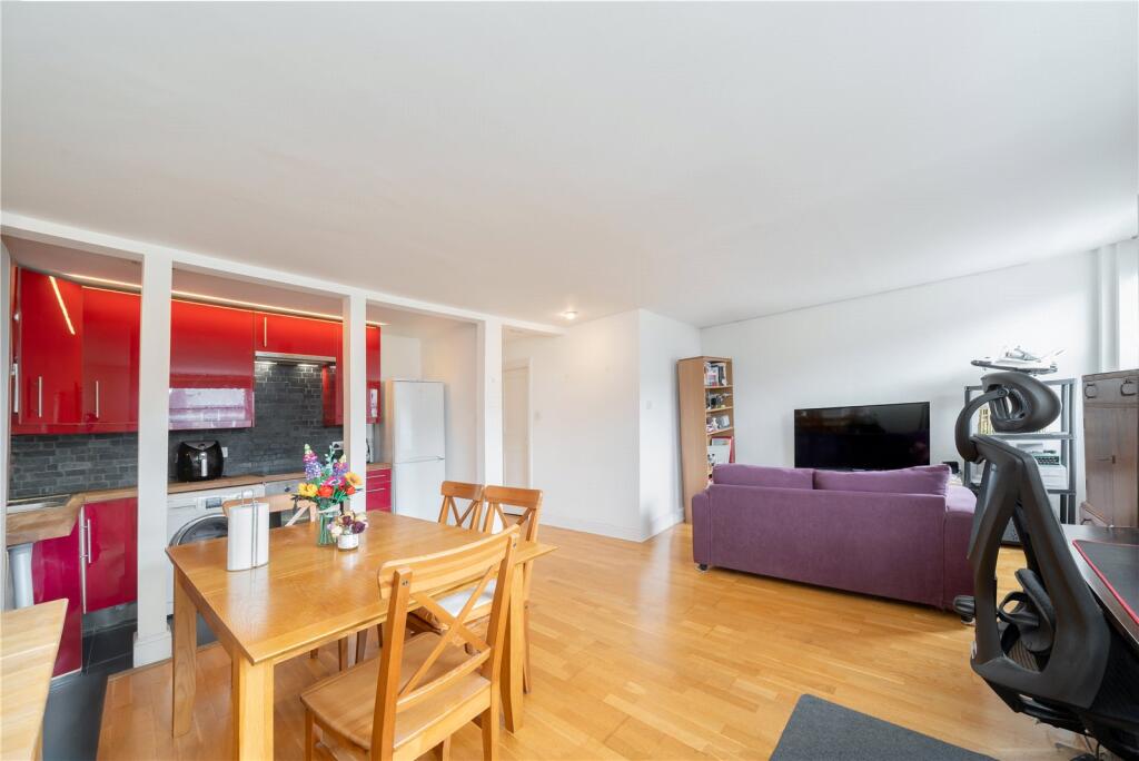 Reception/Kitchen 2
