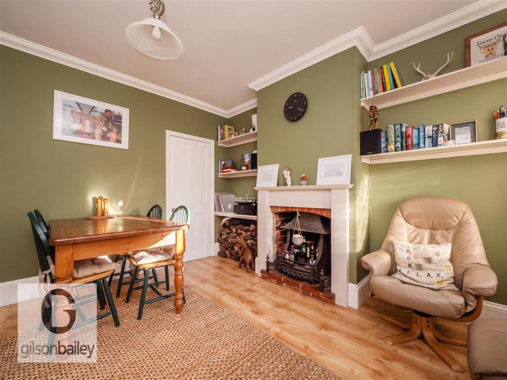 84NorthWalshamRoad-27.jpg