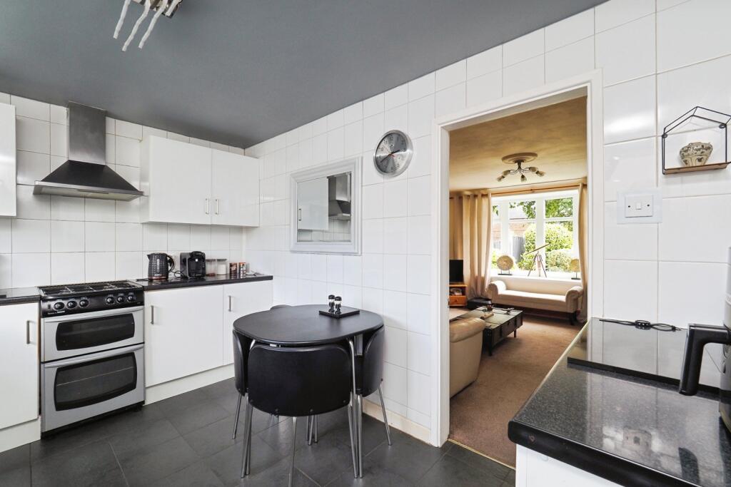 Fitted Kitchen