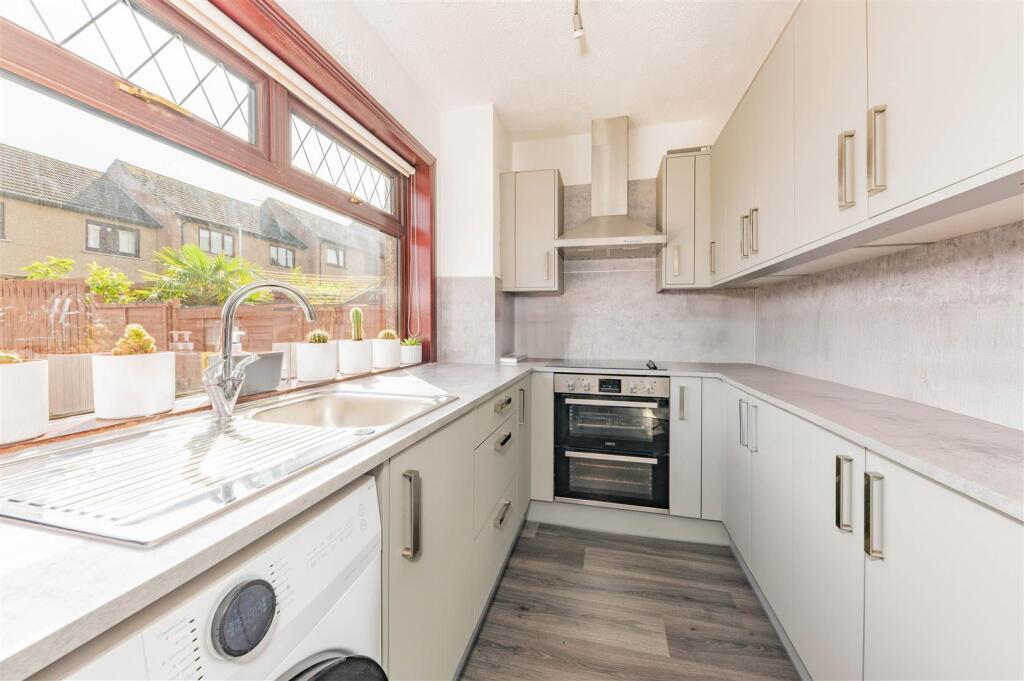 357F Charleston Drive Dundee-1.JPG