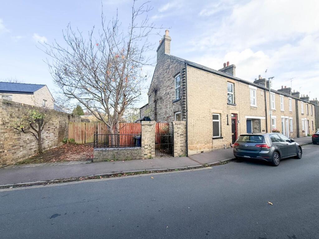 Alpha Terrace, Trumpington, Cambridge