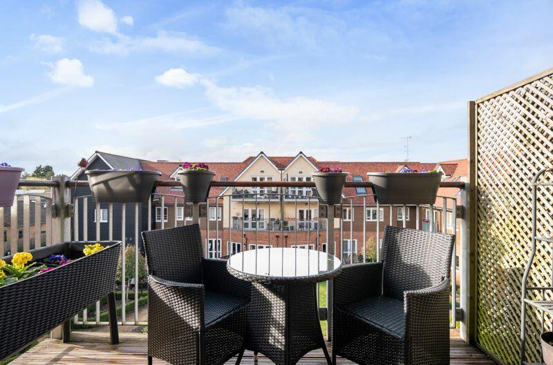 The main balcony off the lounge area