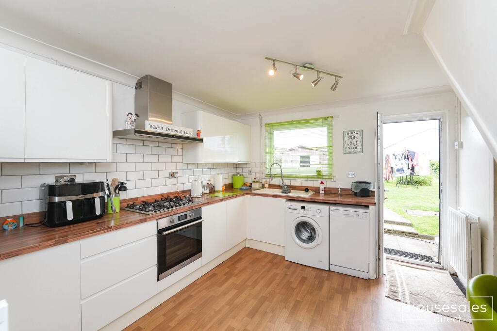 Kitchen / Breakfast Room