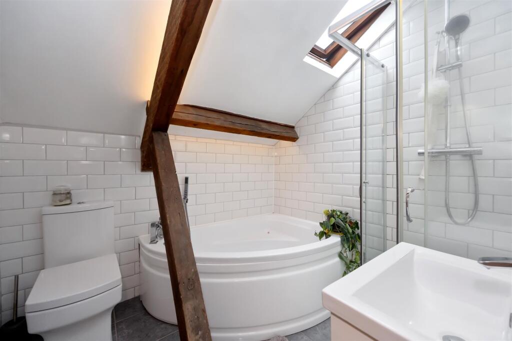 Family Bath/Shower Room