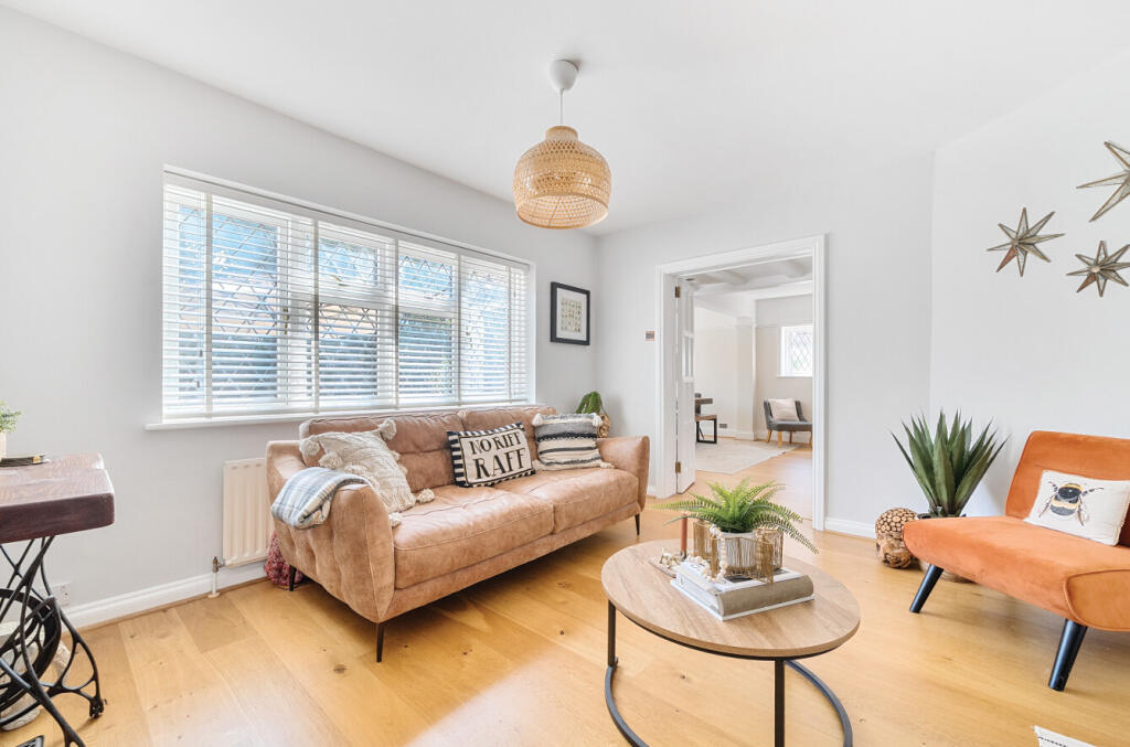 1320235-27-68720a...