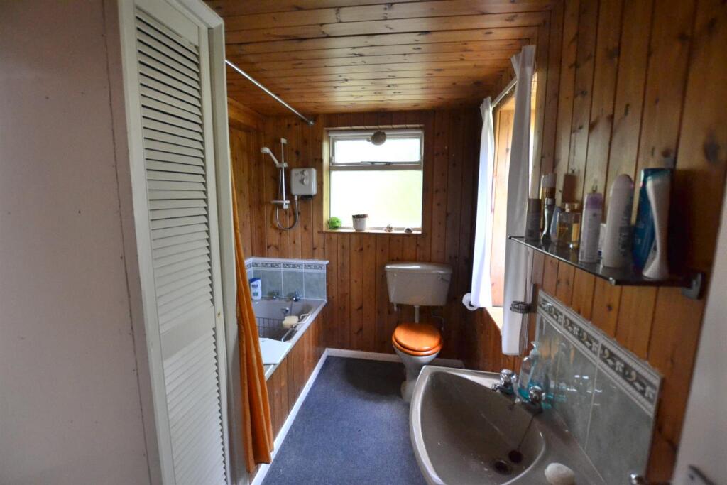 Downstairs Bathroom
