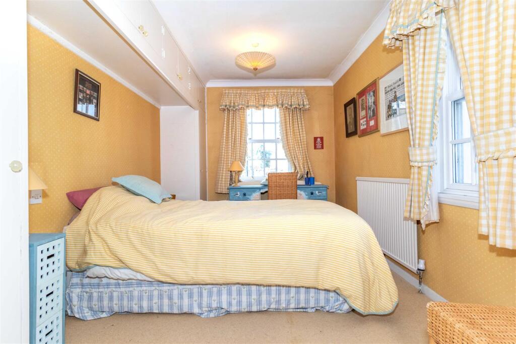 Grosvenor-01.jpg