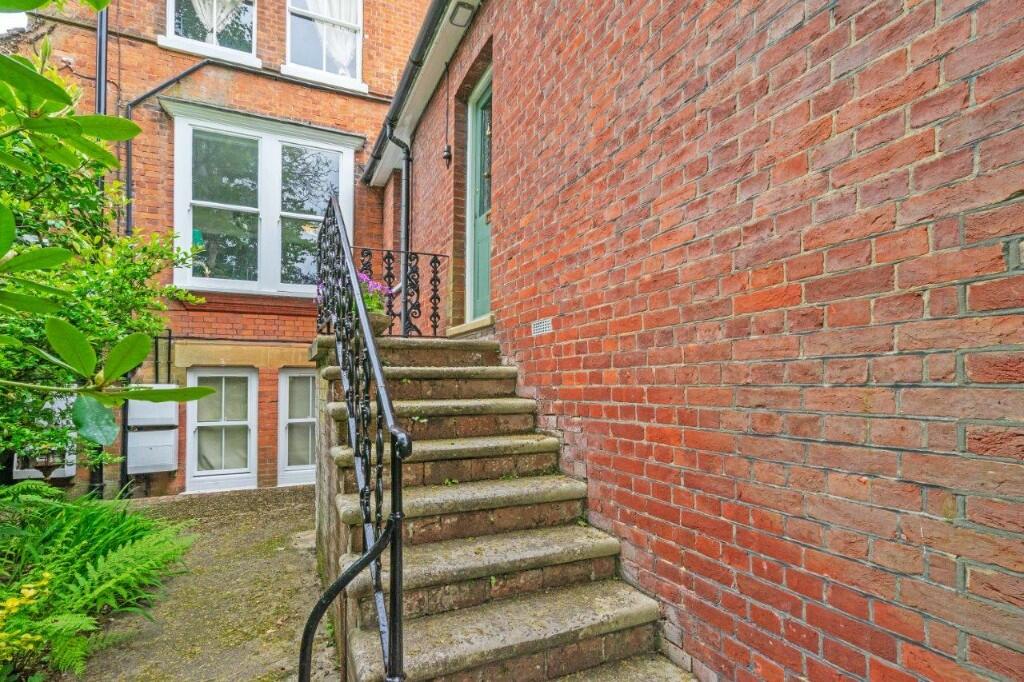 Private Entrance