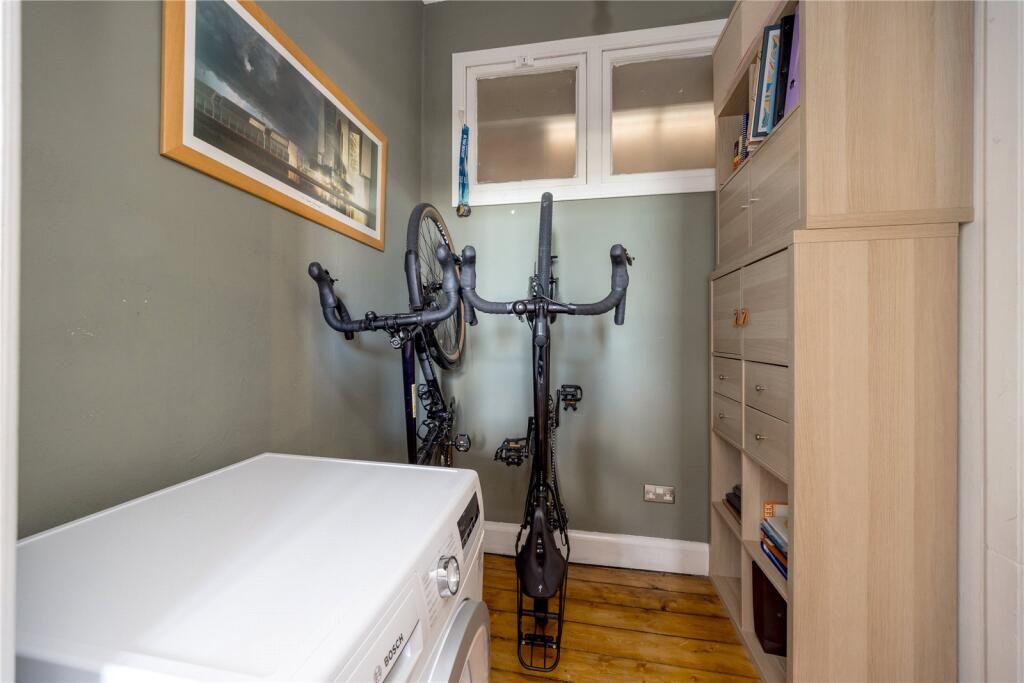 Gilmore Place No 27