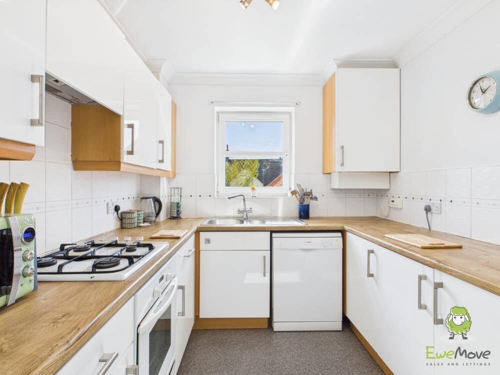 Kitchen. Emily Dimelow Ewemove Whitchurch and Nant