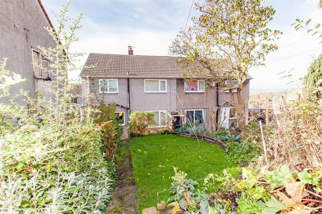 29 Hyndley Road (4).jpg