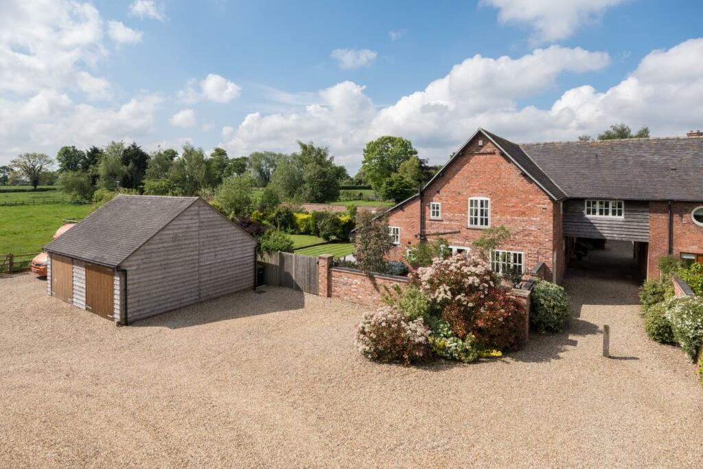 Threshing Barn-2-005.JPG