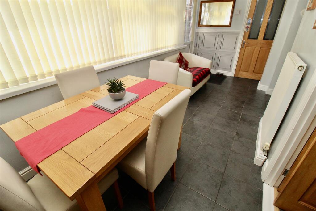 Sun Room/Conservatory