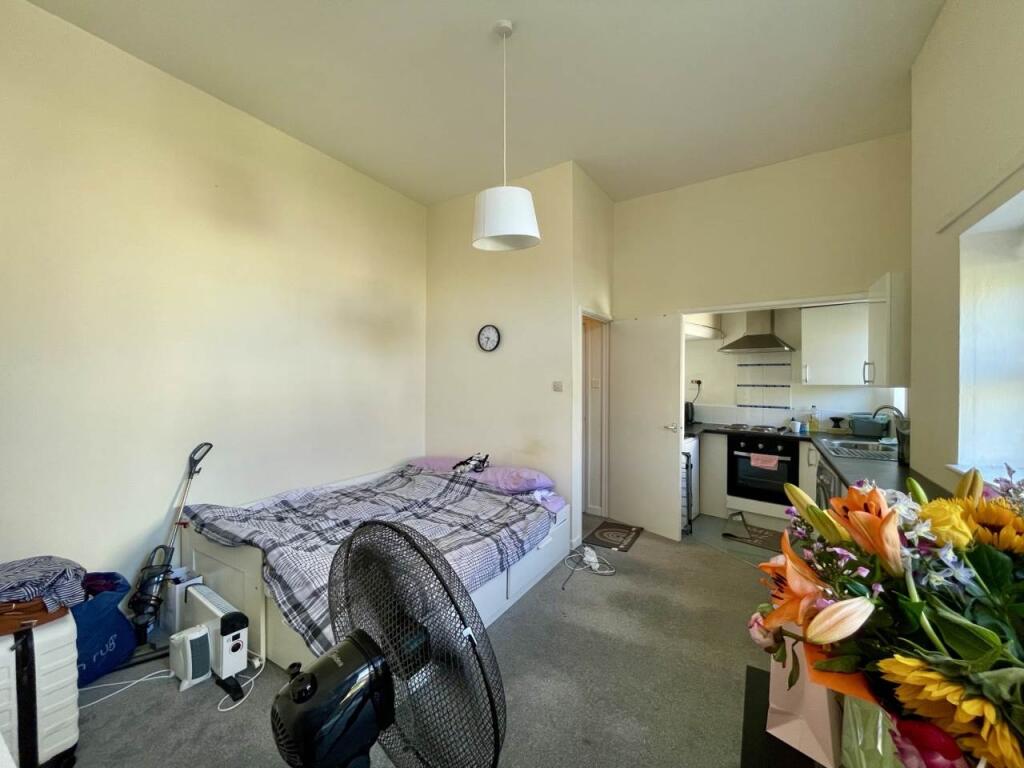 Lounge Kitchen Bedro