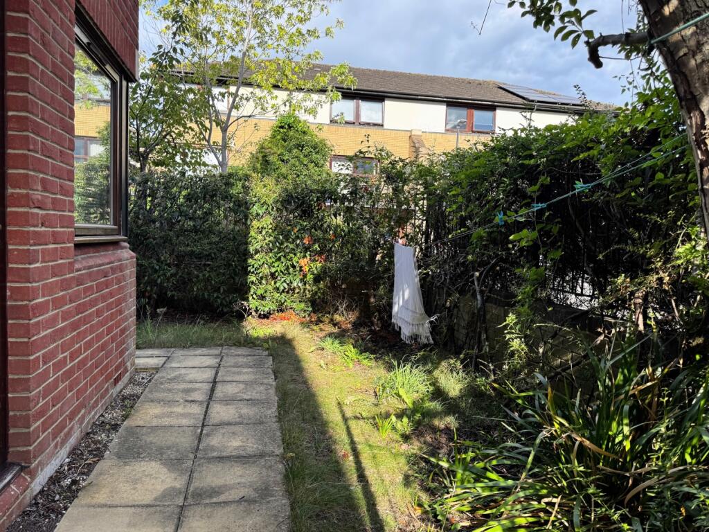 29 Adelphi Street side view