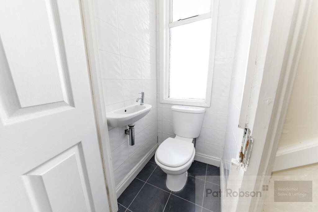 7 sunbury avenue-50.