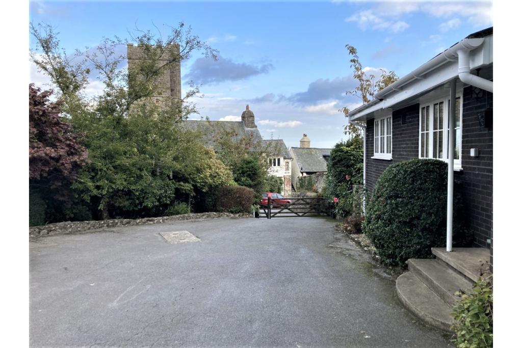 Gated Driveway