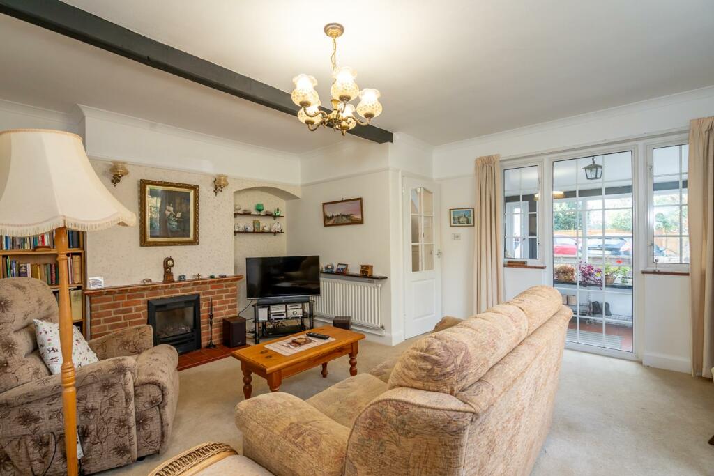 Sitting Room (2).jpg