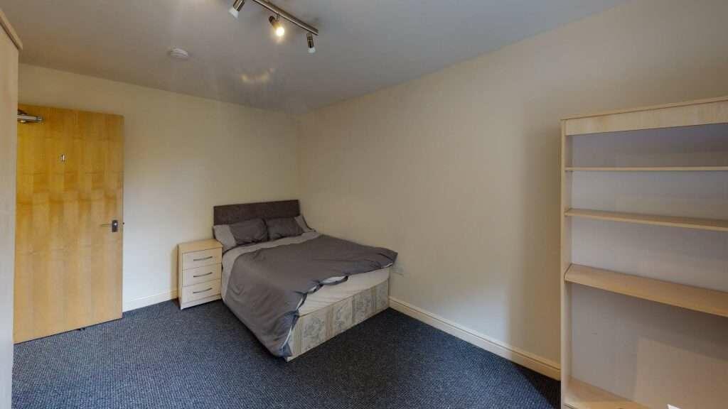 Flat_1a_1_Broomgrove_Crescent