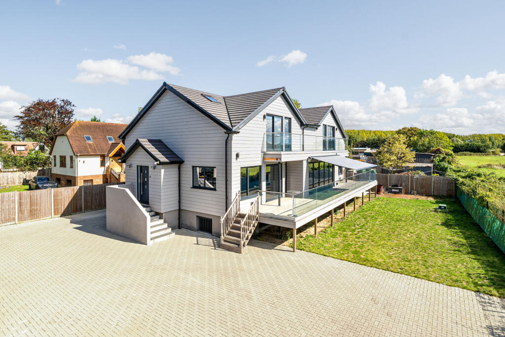 1347579-2-68bebe5...