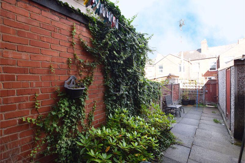 rear courtyard garden