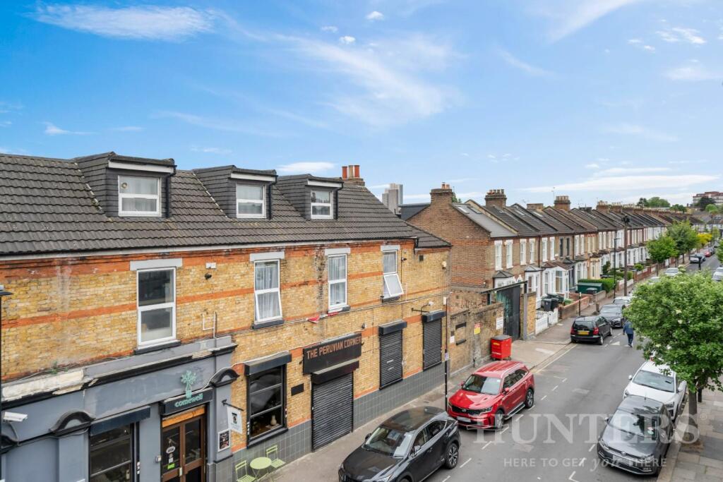 Flat 26, Joshua Court N15 4FR-2.jpg