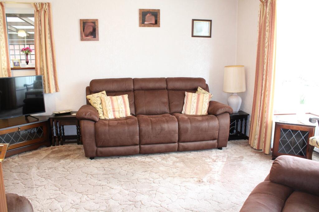 Lounge picture 2