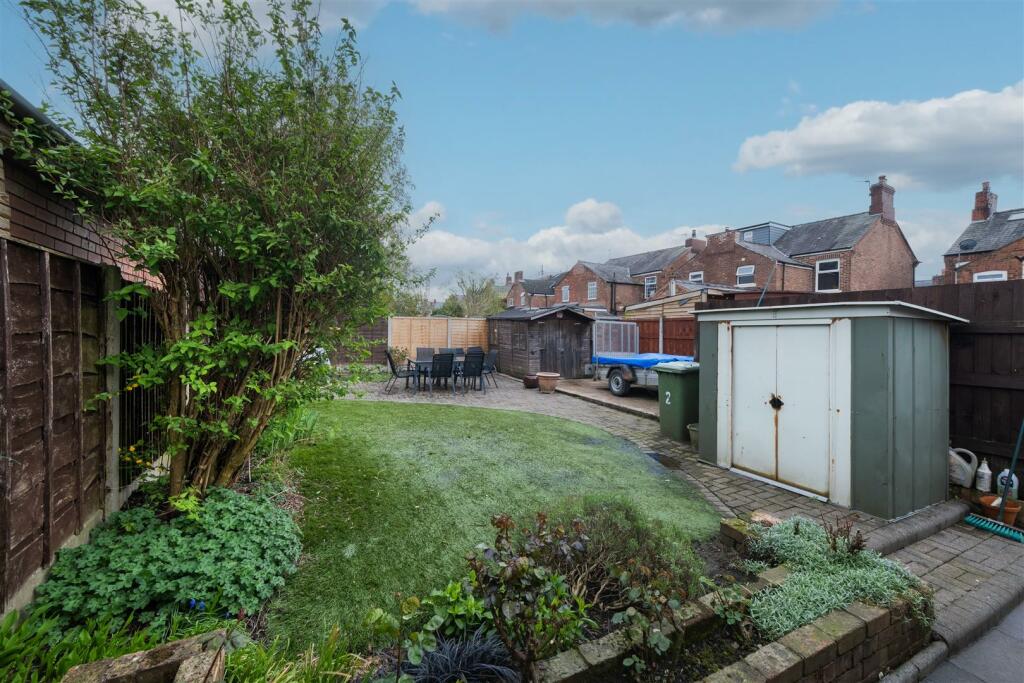 2 Emmett Street-019.jpg