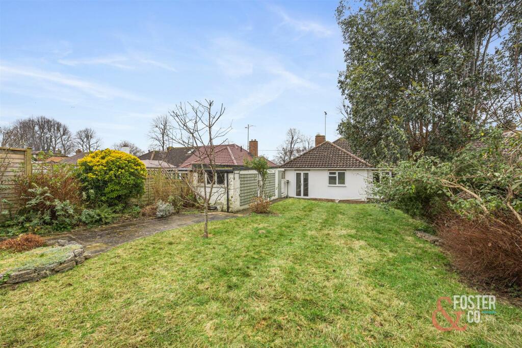 Manor Way, 11_012.jpg