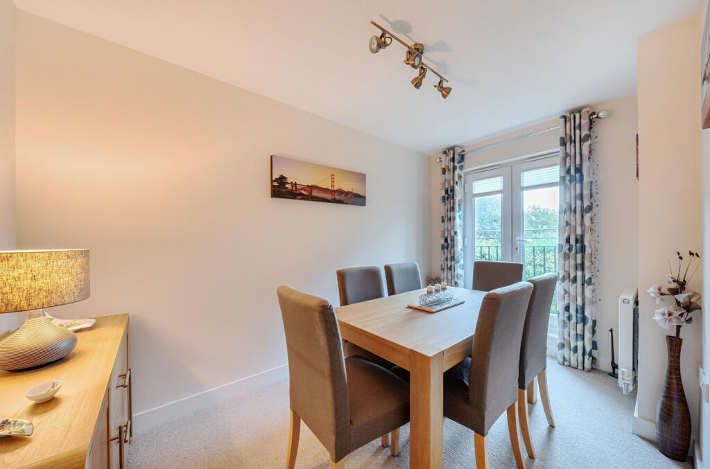 1370718-11-68f666...