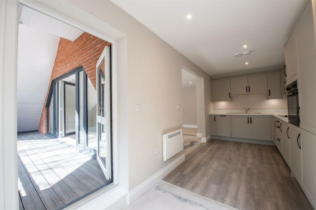 Breakfast Room