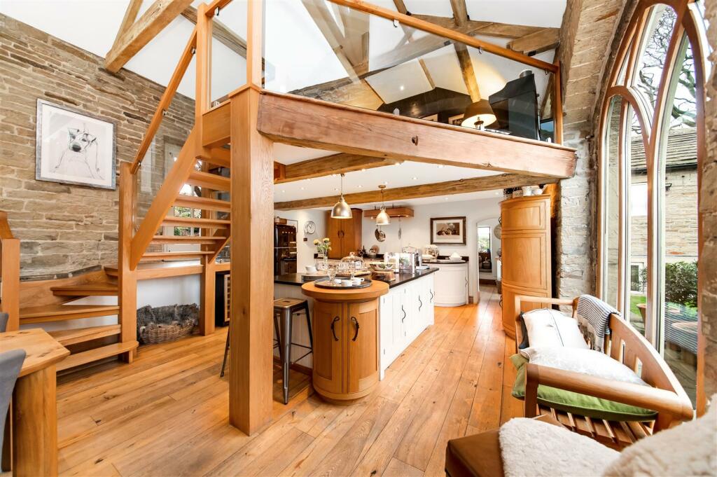 LIVING DINING KITCHEN