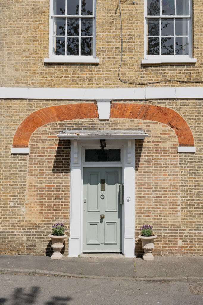 283210 - All Saints House, High Street, Stoke F...