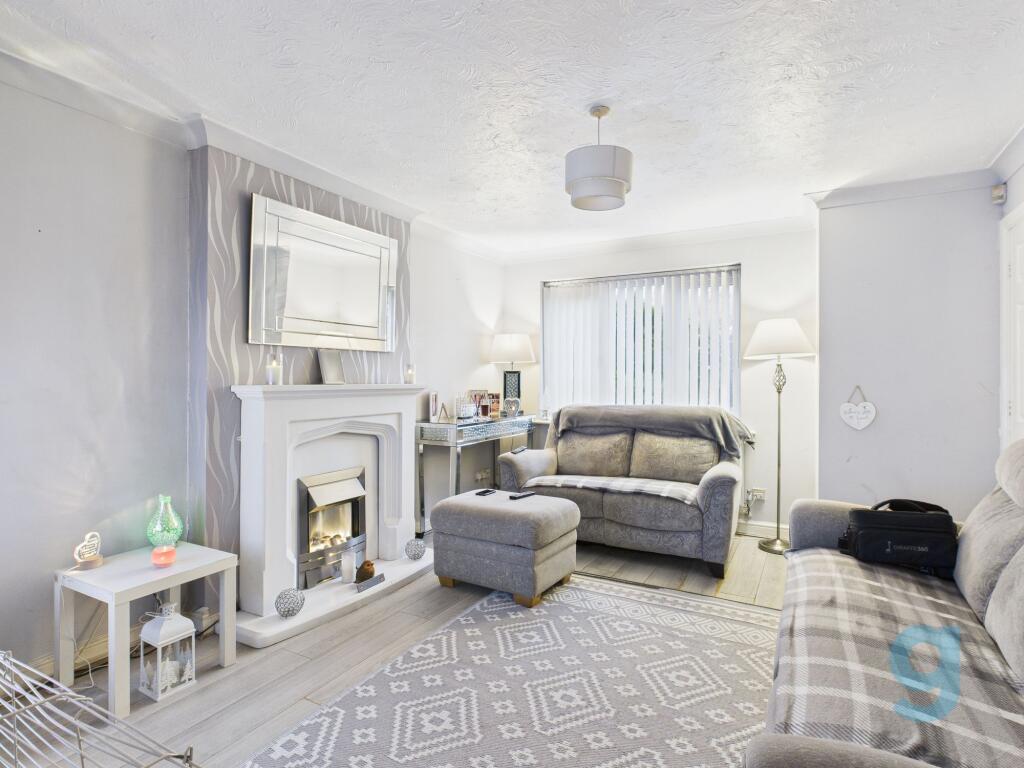 Broadlands, Prescot, L35