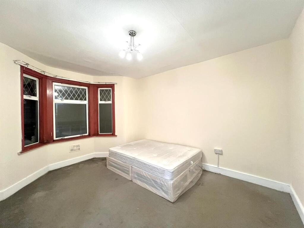 WhatsApp Image 2025-12-18 at 09.59.25.jpeg